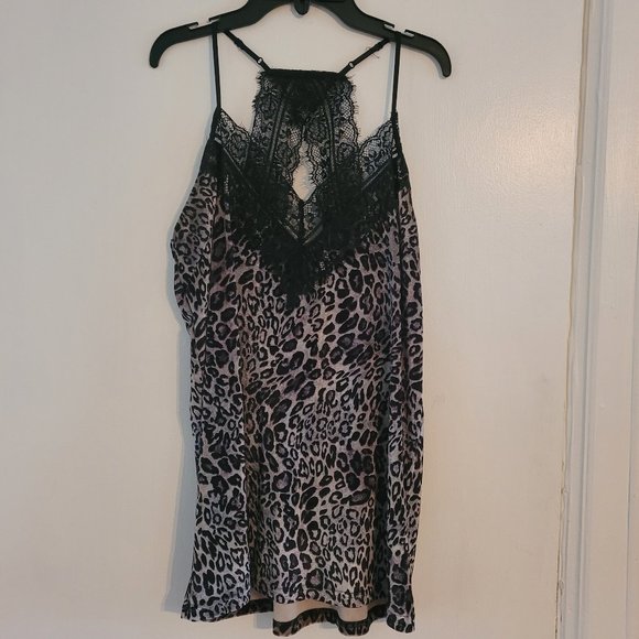 Easel brand leopard velvet tank, size medium. NWT - Picture 1 of 4